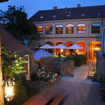 Hotel Poesis Satu Mare Exteriér fotografie