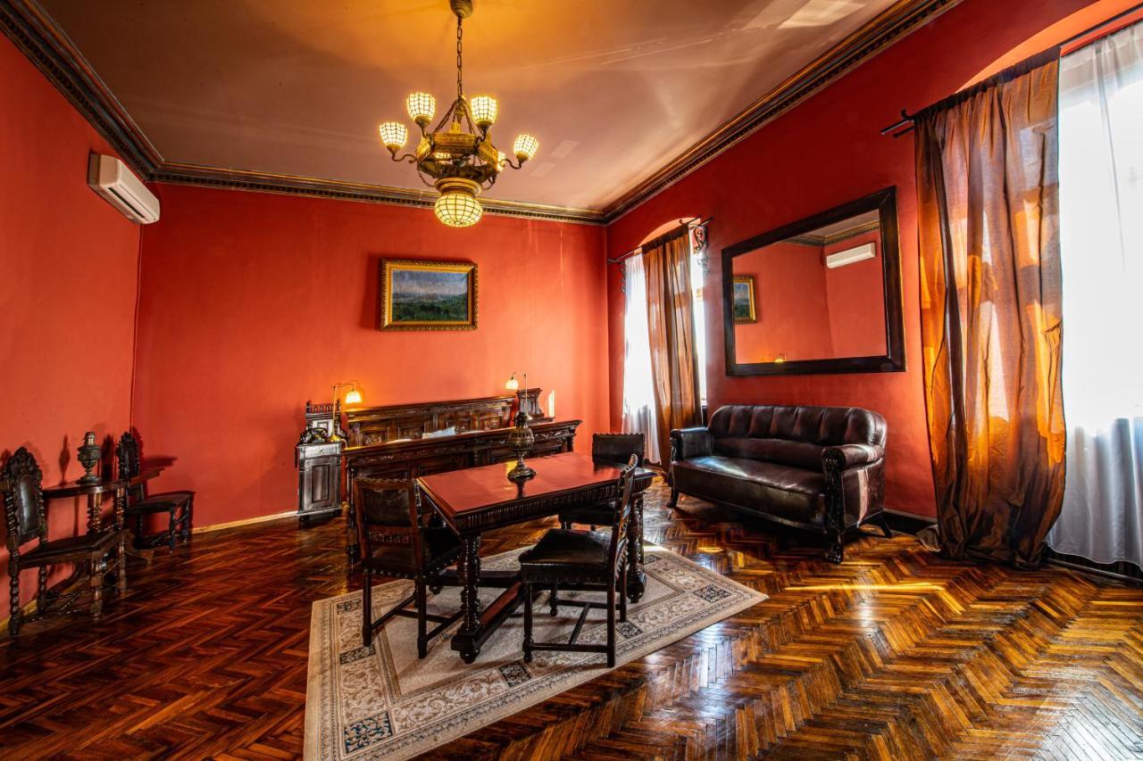 Hotel Poesis Satu Mare Exteriér fotografie