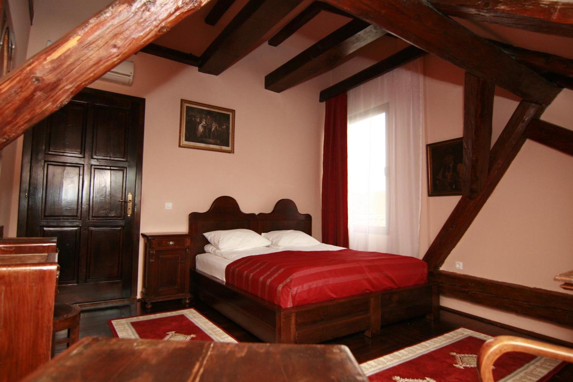 Hotel Poesis Satu Mare Exteriér fotografie